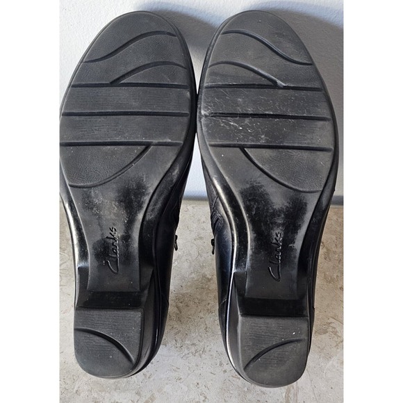 Clarks Bendables Womens 9 M Black Leather Slip On Comfort Ankle Boots Booties - Picture 12 of 12